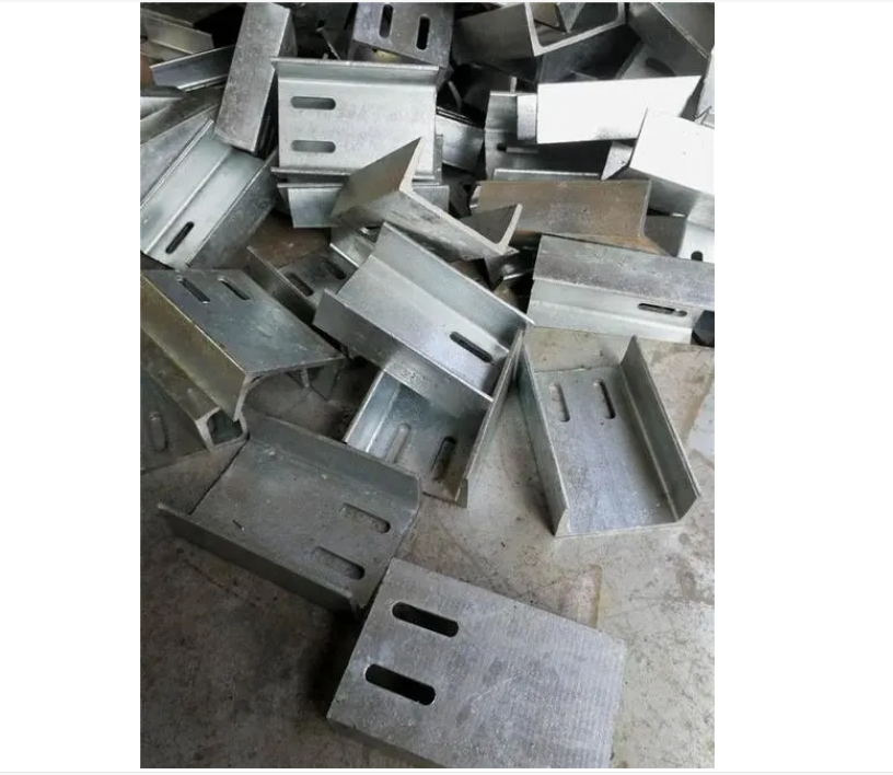 下关河北槽钢连接件